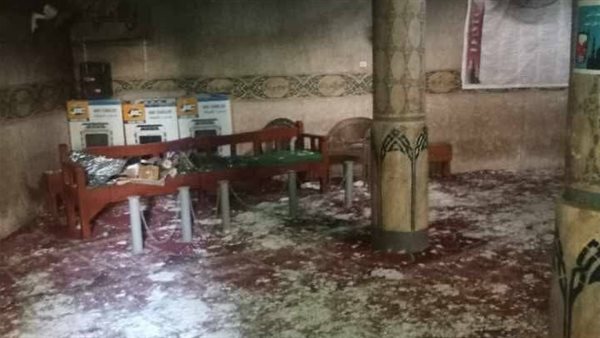 ماس كهربائي يتسبب في حريق داخل مسجد بقرية الحلفاية