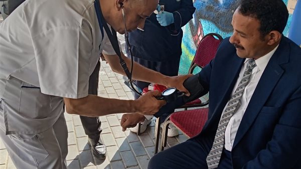 مبادرة عيد واطمن تتواصل في وحدة طب أسرة السويس