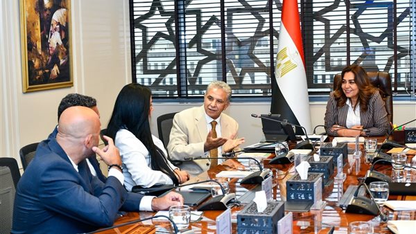 منال عوض تسارع لإنهاء دراسات تطوير “البلوهول” بجنوب سيناء