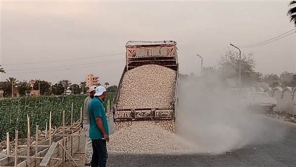 إنشاء سور خرساني بطول 2 كم على ترعة المريوطية في الجيزة