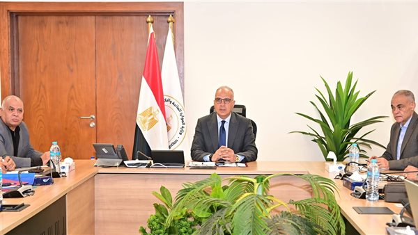 تطهير 1820 كيلومترًا من الترع بالدقهلية