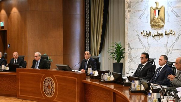 مدبولي يؤكد أولوية الصحة والتعليم لتحسين حياة المواطنين