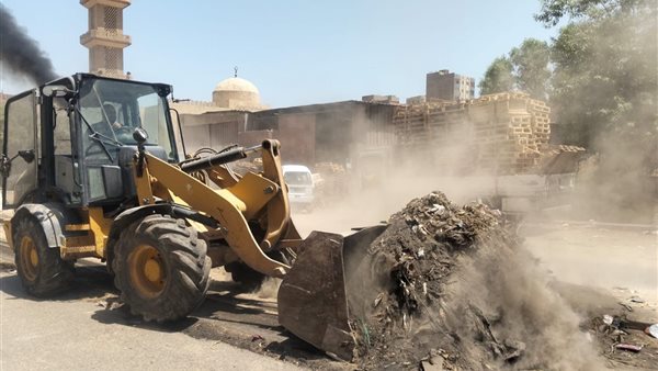 محافظ الجيزة يتفقد 10 مناطق لمتابعة النظافة والانضباط المروري
