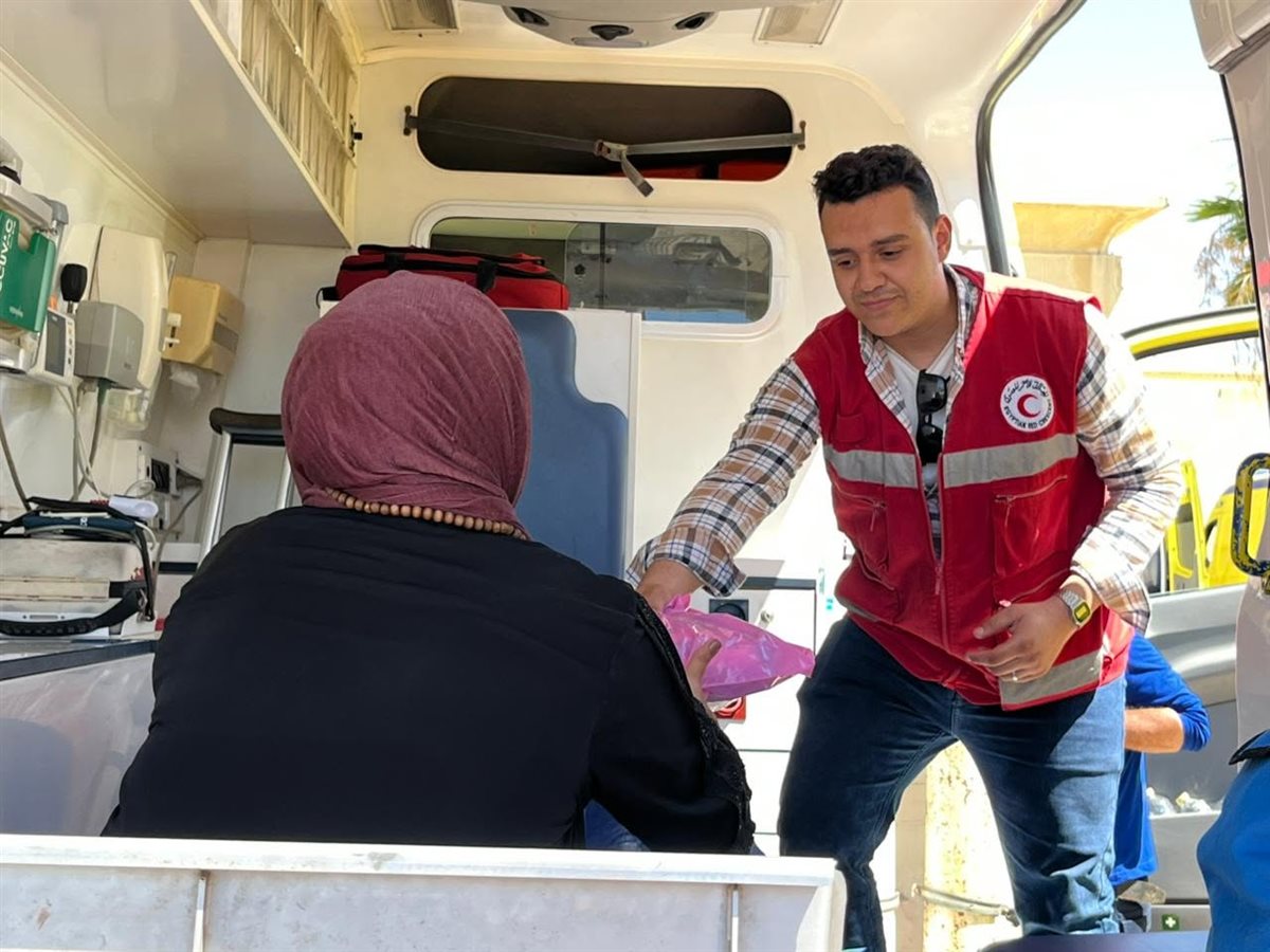 جانب من استقبال المصابين الفلسطينين
