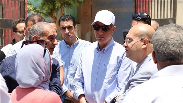 الأنصاري يتفقد محطة رفع الصرف الصحي بجنوب الجيزة