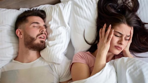 كيف يؤدي الشخير أثناء النوم إلى انخفاض الإنتاجية؟