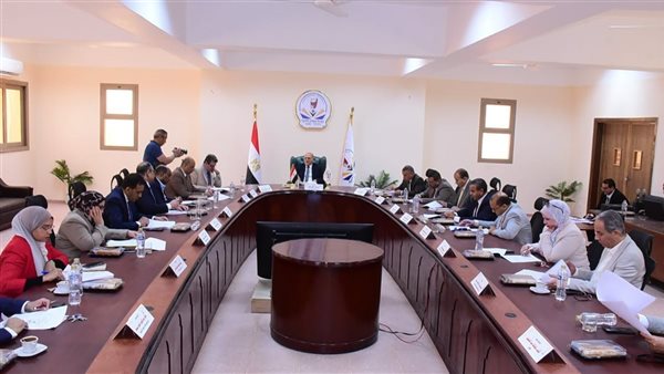 أكاديمية سيسكو العالمية تبدأ نشاطها بجامعة سوهاج الأهلية