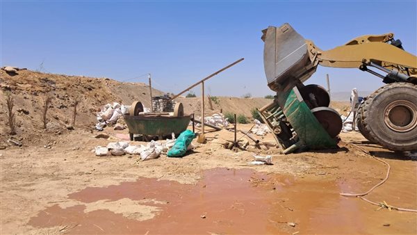 إزالة 38 حالة تعدٍ على 6850 مترًا في قنا ونجع حمادي
