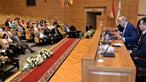 اجتماع وزارة الطيران لمكافحة مخاطر الطيور والحياة البرية