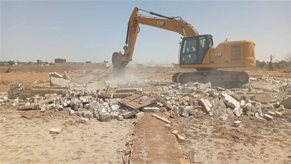 استرداد 1464 مترًا من أراضي الدولة في السويس