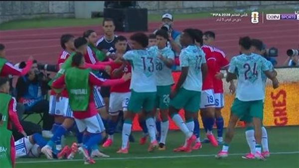 اشتباك بالأيدي وطردين في مباراة ودية بين البرتغال وتشيلي قبل كأس العالم