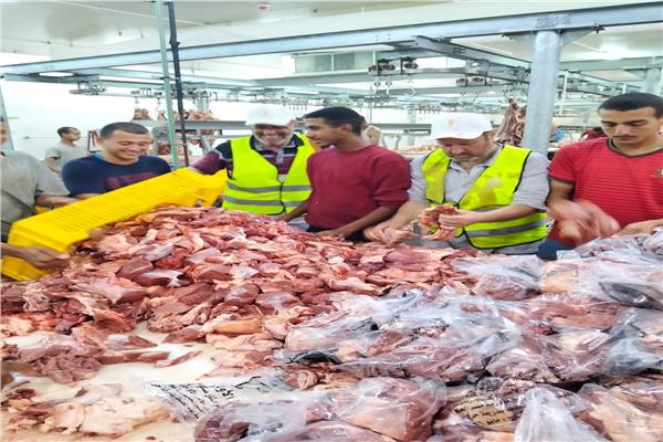 الأوقاف تبدأ مشروع صكوك الأضاحي بتشفية وتعبئة الأضاحي