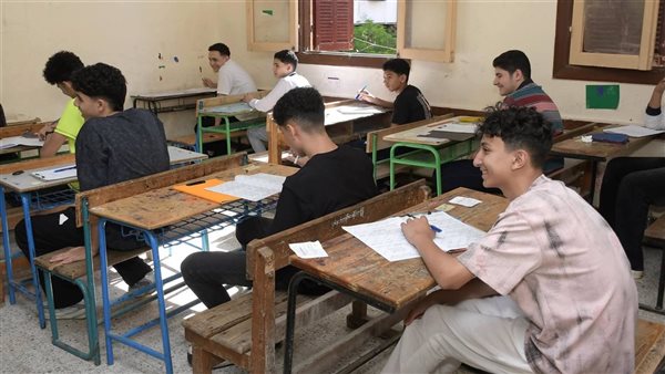 امتحان الهندسة للشهادة الإعدادية بالجيزة يتداول على الإنترنت
