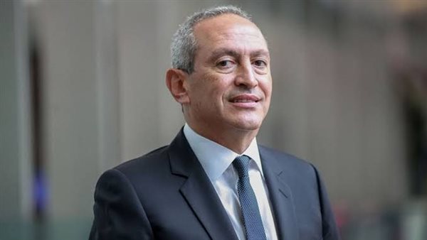 ثروة ناصف ساويرس تنخفض إلى 9.6 مليار دولار بسبب أزمة الأسمدة