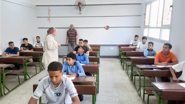 جولات ميدانية لمتابعة امتحانات الشهادة الإعدادية في السويس