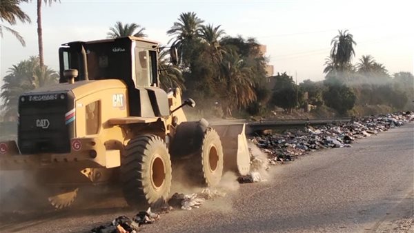 حملة نظافة في قوص ترفع 100 طن مخلفات بتوجيهات محافظ قنا