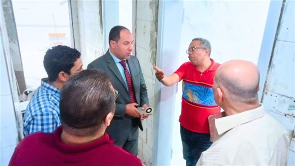 رئيس المؤسسة العلاجية يزور مستشفى هليوبوليس لتفقد التطوير الشامل