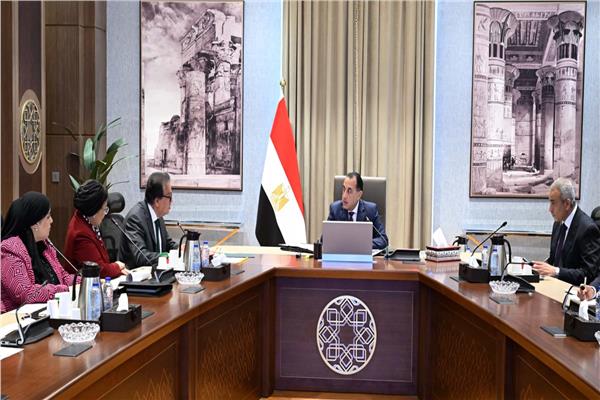 رئيس الوزراء يتابع جهود تنظيم صرف ألبان الأطفال المدعمة