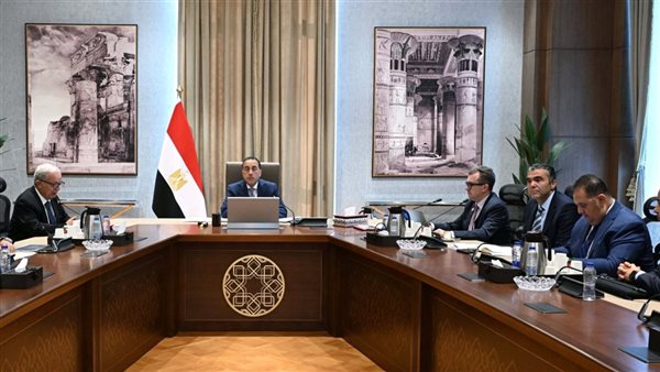رئيس الوزراء يستعرض خطوات برنامج دعم ريادة الأعمال