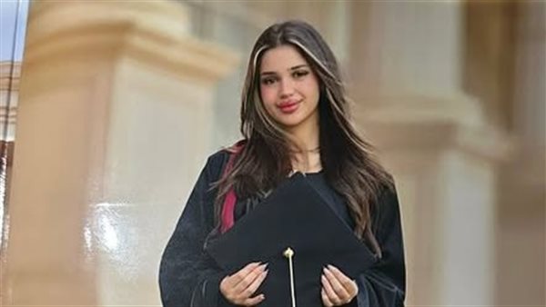 سارة أحمد بدير تحتفل بتخرج ابنتها: “ربنا يديمك يا أبويا سند ليا ولبنتي”