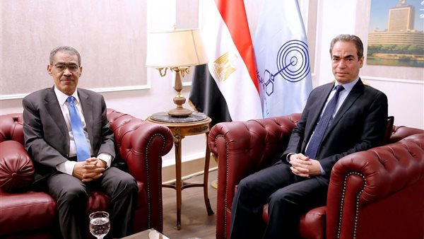 ضياء رشوان يلتقي المسلماني قبل ظهوره في برنامج “من ماسبيرو”