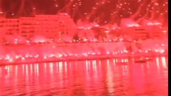 ليل الجزائر يضيء بسبب حفيظ دراجي