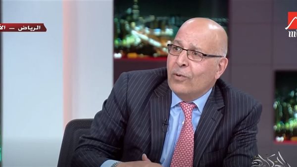 مأمون فندي ينتقد ألقاب لاعبي المنتخب ويصفها بعقدة نقص