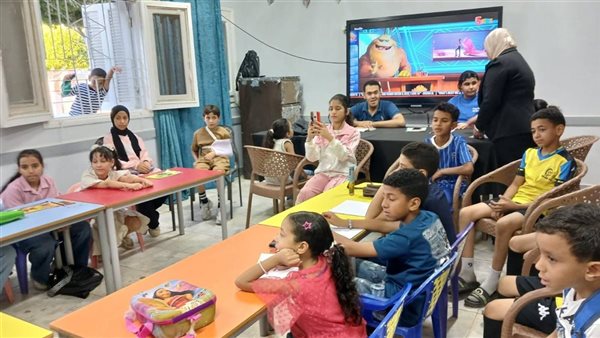 مبادرة “ابتسم وكن مختلف” لتعزيز الإيجابية بمركز شباب السلام