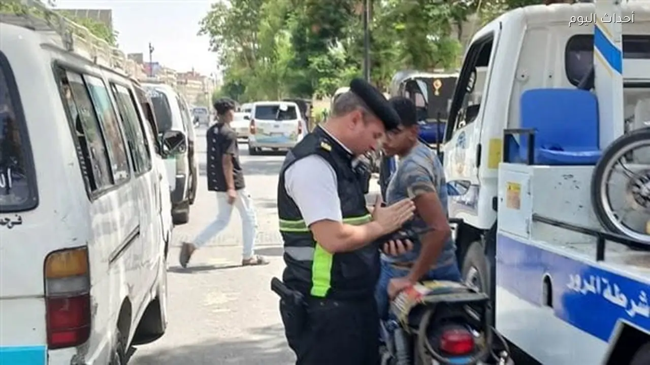 محافظ أسوان يتابع نتائج الحملات المرورية لضبط الشارع وتحقيق الانضباط والسيولة المرورية