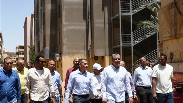 محافظ أسوان يتفقد إنشاء الفندق السكني ويحث على سرعة الإنجاز