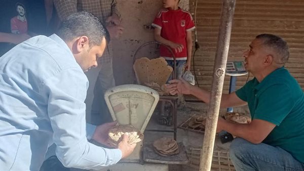 محافظ السويس يغلق مخبزاً شهراً ويغرم 8 آلاف جنيه