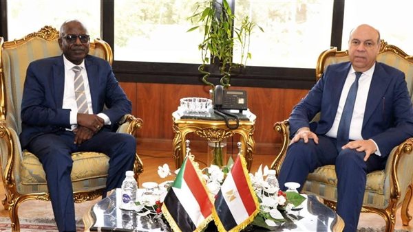 مصر والسودان تبحثان تطوير المطارات والملاحة الجوية