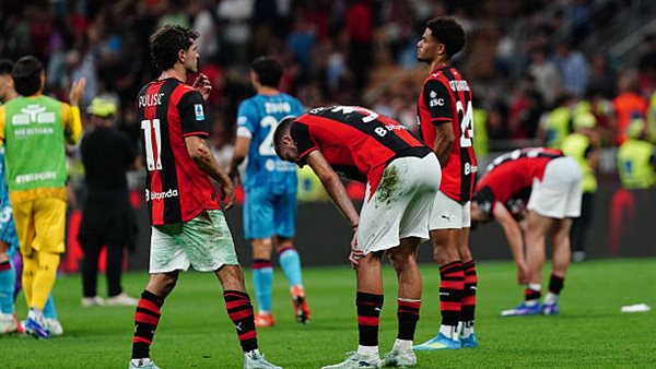 منافسة بين أندية إنجلترا وتركيا لضم لاعب ميلان بعد قرار رحيله