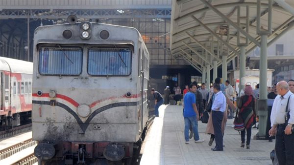 منع استخدام الكاتل والأجهزة الكهربائية في السكك الحديدية