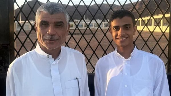 نجل شيخ الأزهر وحفيده يعودان إلى الأقصر بعد الحج