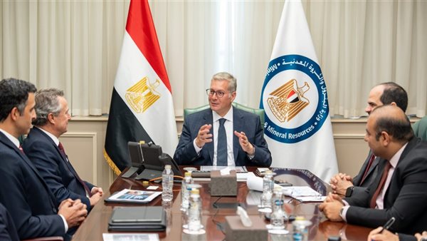 وزير البترول يسرع اتفاقيات ربط حقل أفروديت بمصر