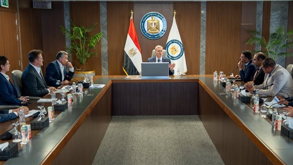 وزير البترول يناقش استثمارات شركات عالمية في التعدين المصري