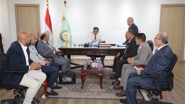 وزير الزراعة يناقش دعم منتجي بيض المائدة