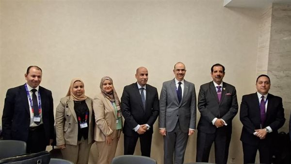 وزير العمل يلتقي نظيره البحريني لتعزيز التعاون العربي