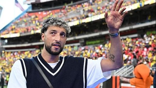 وسام أبو علي يتمنى التوفيق لمصر في كأس العالم ويشيد بدعم الجماهير