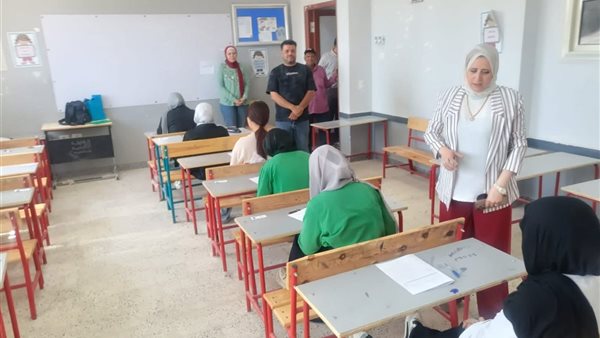وكيل تعليم السويس تتابع امتحانات الشهادة الإعدادية