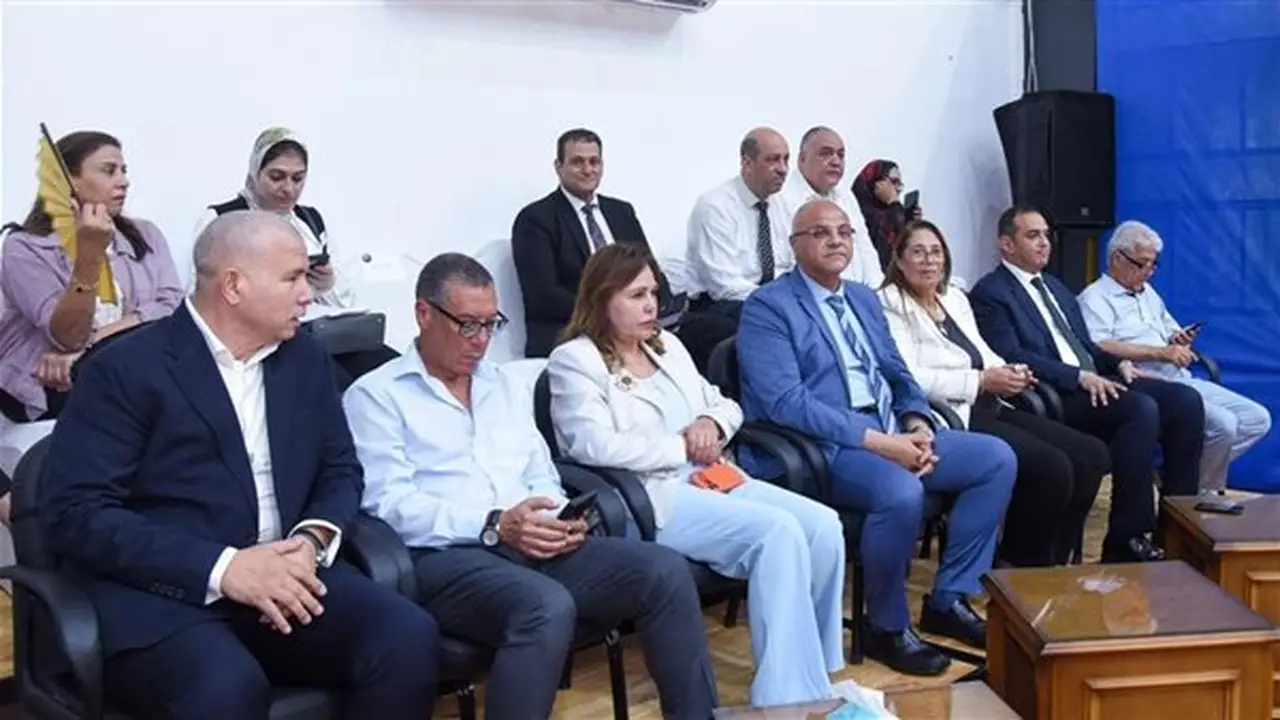 محافظ الإسكندرية يشهد اختتام بطولة أفريقيا للكرة الطائرة تحت 18 عامًا