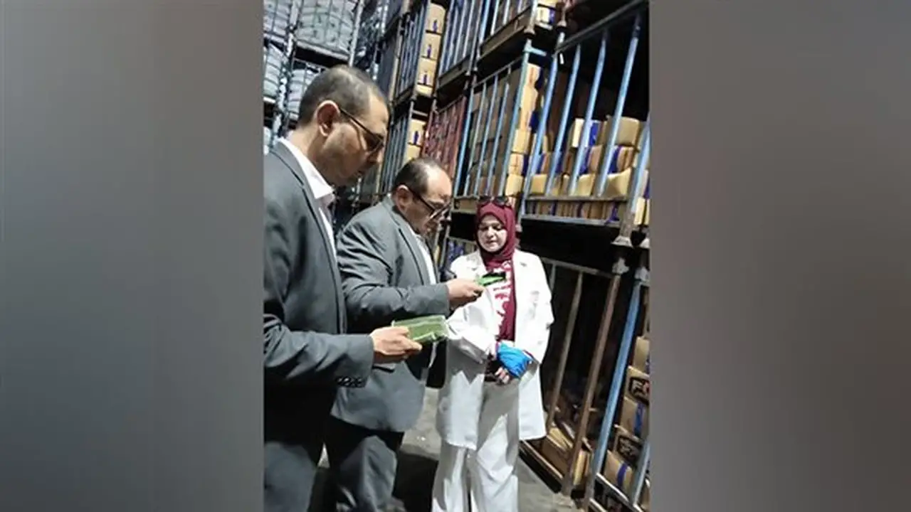 ضبط طن ونصف من المواد الغذائية غير الصالحة للاستهلاك في حملة لحماية المستهلك بالشرقية