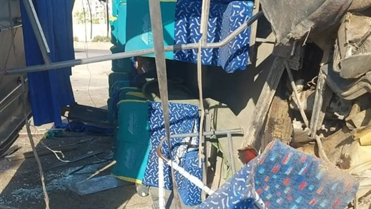 القبض على سائق التريلا المتسبب في حادث أتوبيس التجمع بعد إصابة 25 عاملاً