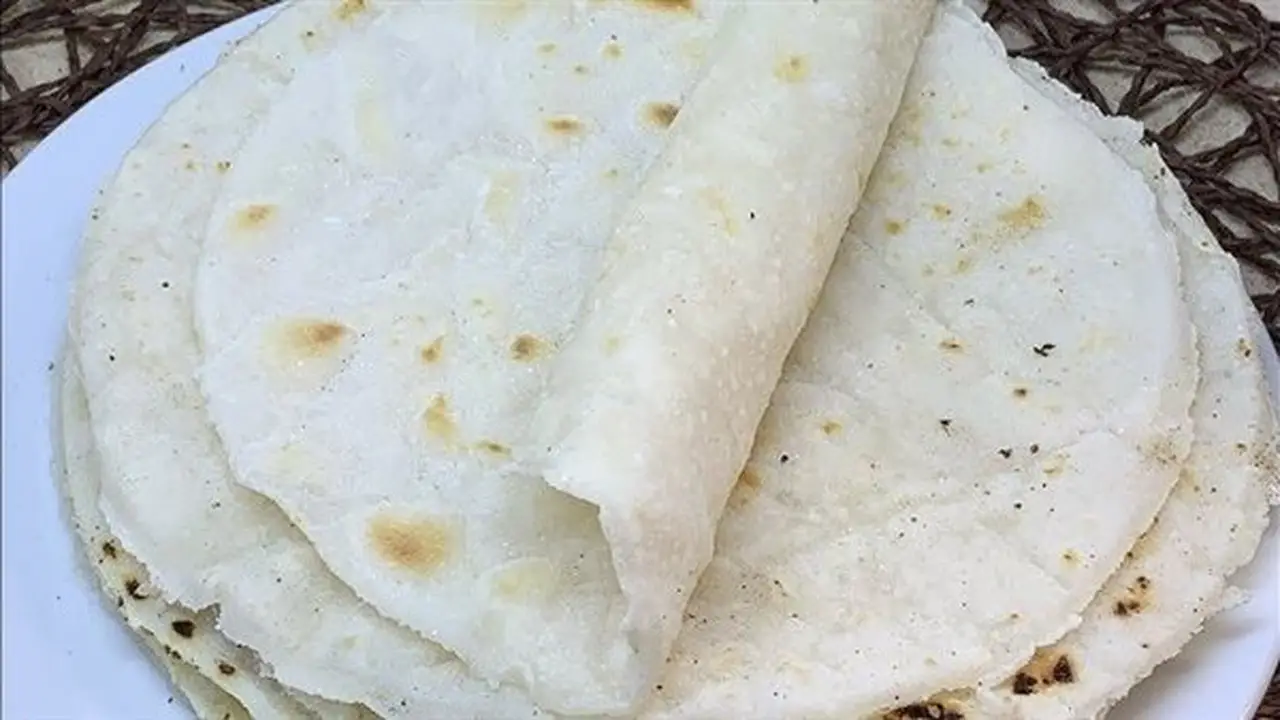 استكشف فوائد خبز الأرز الصحية وسهولة تحضيره في المنزل