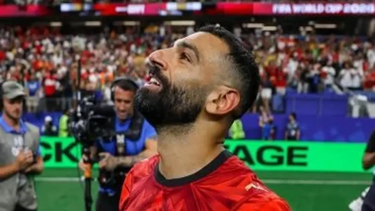 محمد صلاح يوافق على الانتقال إلى نادي الاتحاد السعودي