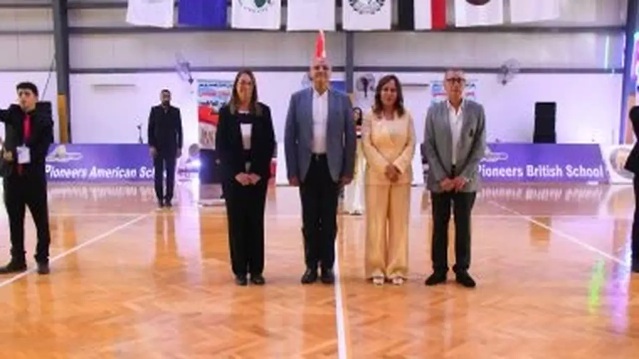 محافظ الإسكندرية ورئيسة الاتحاد الأفريقي للكرة الطائرة يشهدان ختام البطولة الأفريقية تحت 18 عامًا اليوم
