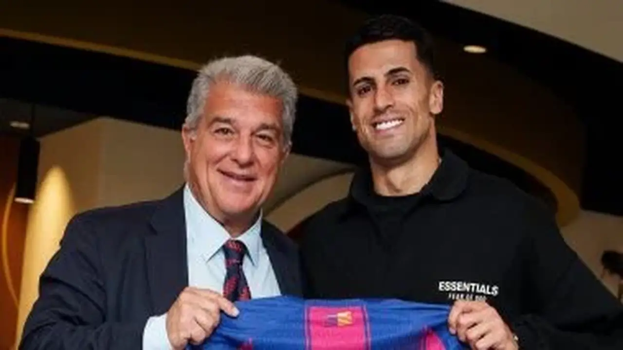15 مليون يورو تنهي انتقال جواو كانسيلو إلى برشلونة