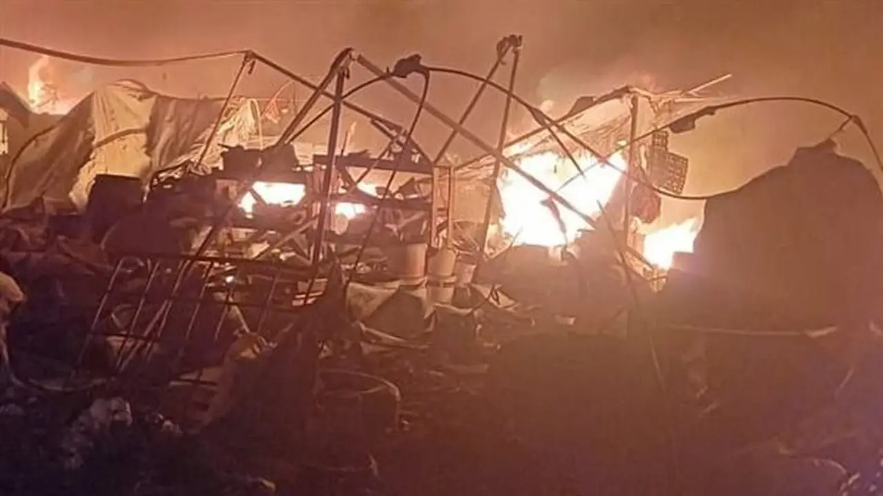 قصف إسرائيلي يدمر مخزن أدوية في مستشفى الأقصى بغزة