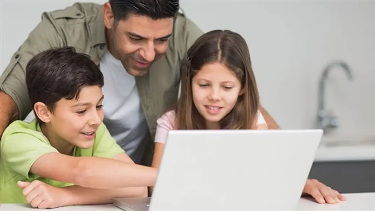 مشروع قانون لتنظيم وسائل التواصل وحماية الأطفال من التزييف الرقمي